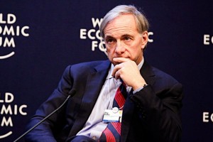 Почему миллиардер Рэй Далио ждёт обвала акций и роста золота.