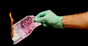 Кандидат в ФРС выступает за отказ от бумажных денег.