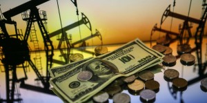 Саудовская Аравия пригрозила США отказом от доллара за антикартельный закон