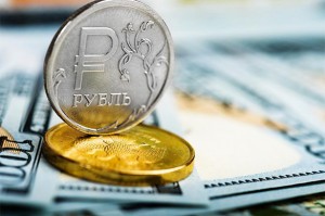FITCH прогнозирует курс рубля в 66-68 за доллар на 2019-2020 годы.