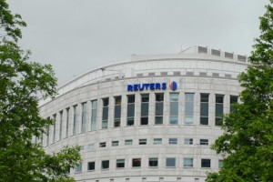 Рейтерс оценил потери мировой экономики от торговой войны США и Китая.