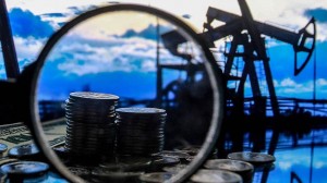 Страны ОПЕК+ рассматривают возможность отложить встречу в июне в Вене.