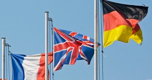 Германия, Франция и Британия возложили на Иран ответственность за атаки на саудовские НПЗ.