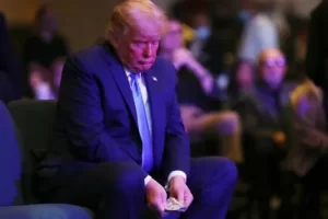 Криптовалюта и Трамп: Говорящие головы и ложные надежды